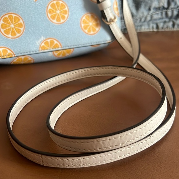 Limited Edition Coach Mini Camera Bag Crossbody With Orange Print - Picture 5 of 15